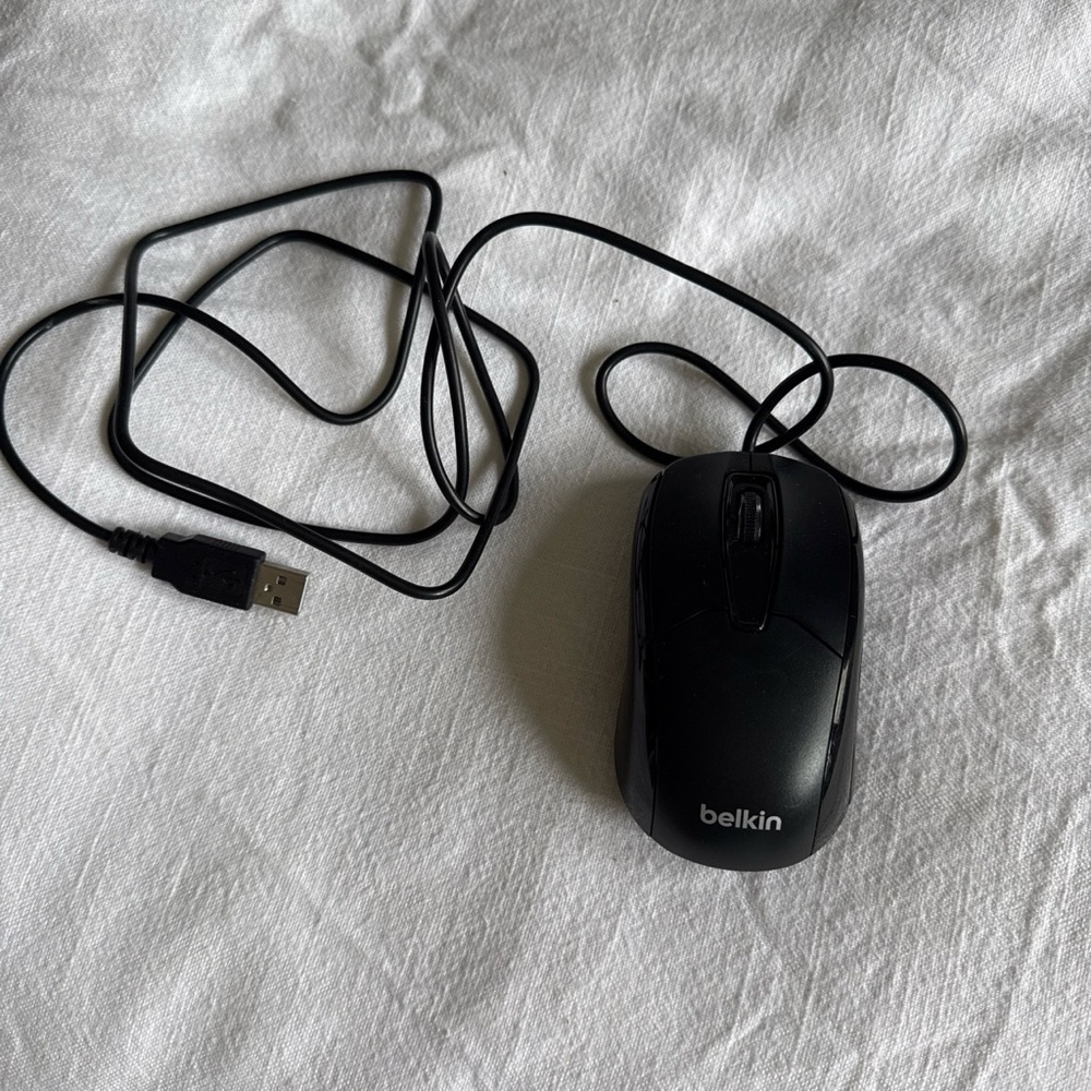 Belkin Black Wired USB Optical Mouse